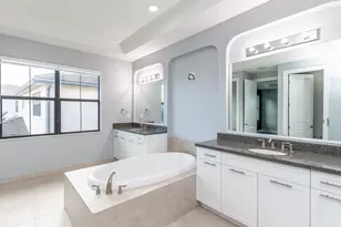 9040 Watercrest Cir W, Parkland, FL 33076 - Photo 13