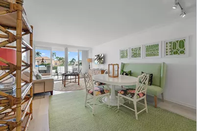 401 Peruvian Avenue #303, Palm Beach, FL 33480 - Photo 3