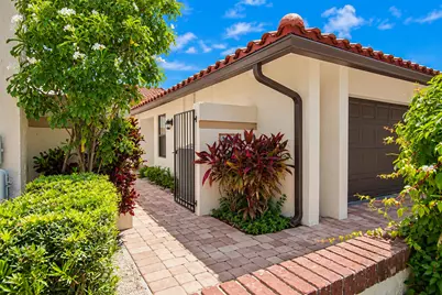 21460 Laguna Drive, Boca Raton, FL 33433 - Photo 3