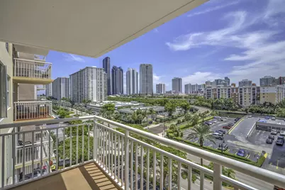 251 174th Street #714, Sunny Isles Beach, FL 33160 - Photo 1