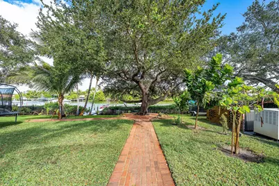 19153 SE Jupiter River Drive, Jupiter, FL 33458 - Photo 37