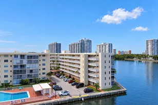 2999 Point E Dr, Aventura, FL 33160 - Photo 53