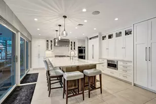 738 Middle River Dr, Fort Lauderdale, FL 33304 - Photo 23