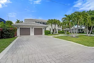 738 Middle River Dr, Fort Lauderdale, FL 33304 - Photo 3