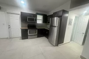 725 S 20th Ave, Hollywood, FL 33020 - Photo 19