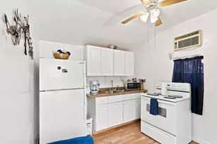 560 Seagrape Rd, Lantana, FL 33462 - Photo 23