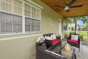 560 Seagrape Rd, Lantana, FL 33462 - Photo 5