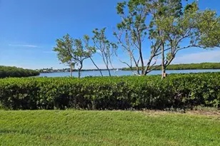 1820 Wildcat Cove Dr, Fort Pierce, FL 34949 - Photo 3
