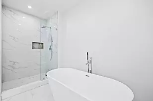 220 Lake Shore Dr, Lake Park, FL 33403 - Photo 5