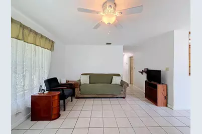 2573 NW 58th Avenue, Margate, FL 33063 - Photo 9