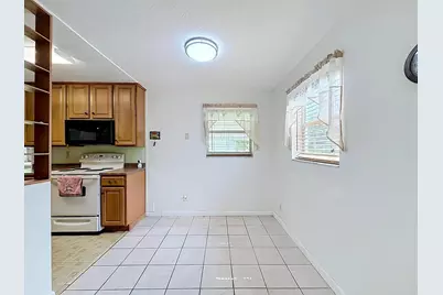 2573 NW 58th Avenue, Margate, FL 33063 - Photo 15