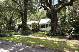 41 SW 5th St, Dania Beach, FL 33004 - Photo 5