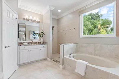 8501 Portobello Lane, Palm Beach Gardens, FL 33418 - Photo 17