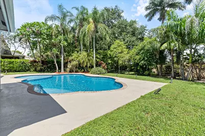 8501 Portobello Lane, Palm Beach Gardens, FL 33418 - Photo 27