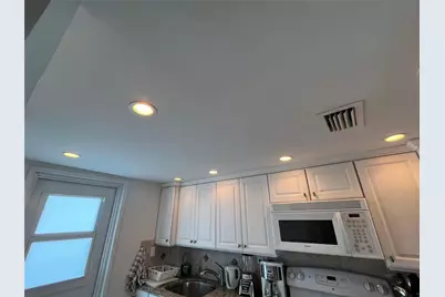 333 NE 21st Avenue #318, Deerfield Beach, FL 33441 - Photo 7