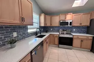 1573 SW Dycus Ave, Port Saint Lucie, FL 34953 - Photo 9
