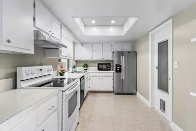 106 NW 10th Court, Boynton Beach, FL 33426 - Photo 17