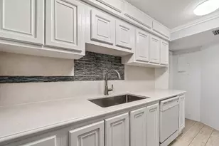 6807 NW 80th Ct, Tamarac, FL 33321 - Photo 13