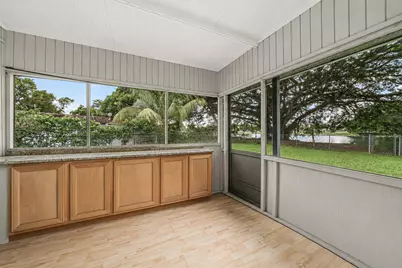 6807 NW 80th Court, Tamarac, FL 33321 - Photo 13