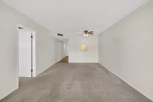 7925 S Colony Cir, Tamarac, FL 33321 - Photo 5