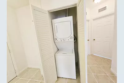 1157 Golden Lakes Boulevard #621, West Palm Beach, FL 33411 - Photo 17