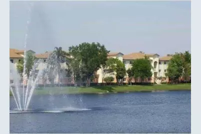 3660 N 56th Avenue #611, Hollywood, FL 33021 - Photo 5