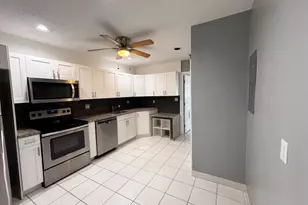 1240 SE 3rd Ct, Deerfield Beach, FL 33441 - Photo 3