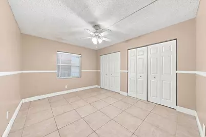 1750 W 46th Street #242, Hialeah, FL 33012 - Photo 21