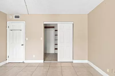 1750 W 46th Street #242, Hialeah, FL 33012 - Photo 17