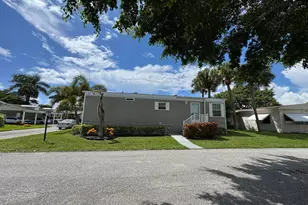 2555 Pga Blvd, Palm Beach Gardens, FL 33410 - Photo 11