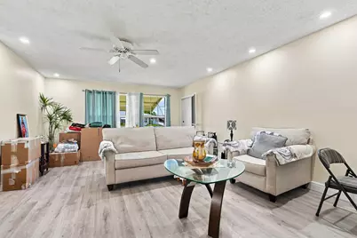 912 Savannas Point Drive #Apt b, Fort Pierce, FL 34982 - Photo 5