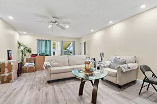 912 Savannas Point Dr, Fort Pierce, FL 34982 - Photo 5