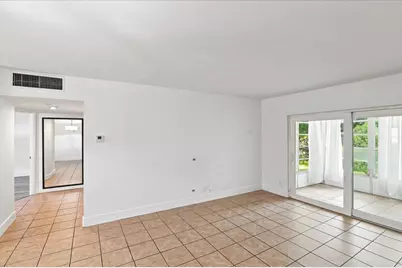5121 W Oakland Park #109, Lauderdale Lakes, FL 33313 - Photo 11