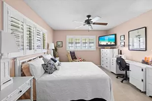 122 Mockingbird Ln, Delray Beach, FL 33445 - Photo 15
