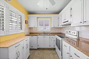 122 Mockingbird Ln, Delray Beach, FL 33445 - Photo 11