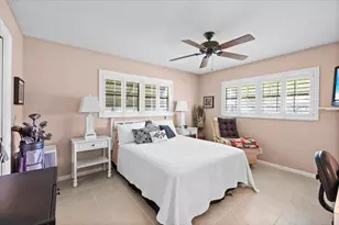 122 Mockingbird Ln, Delray Beach, FL 33445 - Photo 13