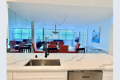 800 SE 20th Avenue #203, Deerfield Beach, FL 33441 - Photo 5