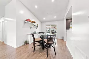 11351 NW 37th Pl, Sunrise, FL 33323 - Photo 25