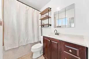 11351 NW 37th Pl, Sunrise, FL 33323 - Photo 11