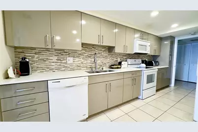 5100 N Ocean Boulevard #1012, Lauderdale by the Sea, FL 33308 - Photo 7