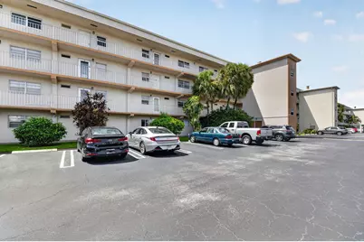 230 NE 26th Avenue #412, Boynton Beach, FL 33435 - Photo 1