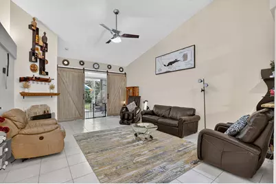 9219 Vineland Court #D, Boca Raton, FL 33496 - Photo 9
