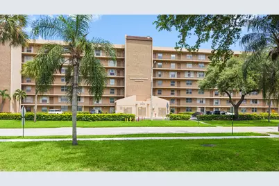 4570 NW 18th Avenue, Pompano Beach, FL 33064 - Photo 31