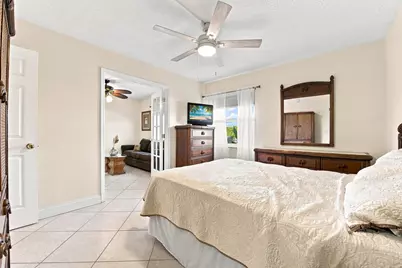 4 Flanders A, Delray Beach, FL 33484 - Photo 19