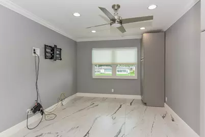156 Lake Evelyn Drive, West Palm Beach, FL 33411 - Photo 13