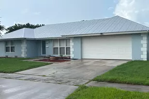 1473 SE Sunshine Ave, Port Saint Lucie, FL 34952 - Photo 1
