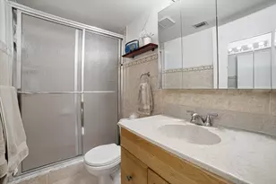 331 Knotty Pine Cir, Greenacres, FL 33463 - Photo 13