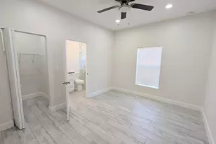 1562 W 26th Ct, Riviera Beach, FL 33404 - Photo 7