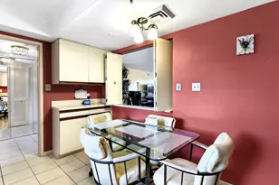 2480 Presidential Way, West Palm Beach, FL 33401 - Photo 15