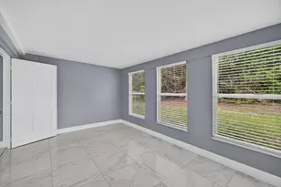 732 SW Ravenswood Ln, Port Saint Lucie, FL 34983 - Photo 9